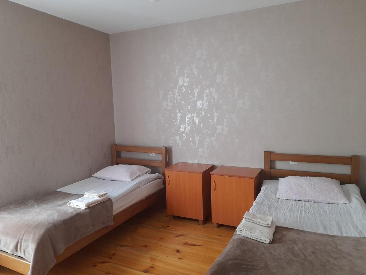 Kera Guest House Kazbegi Exteriör bild